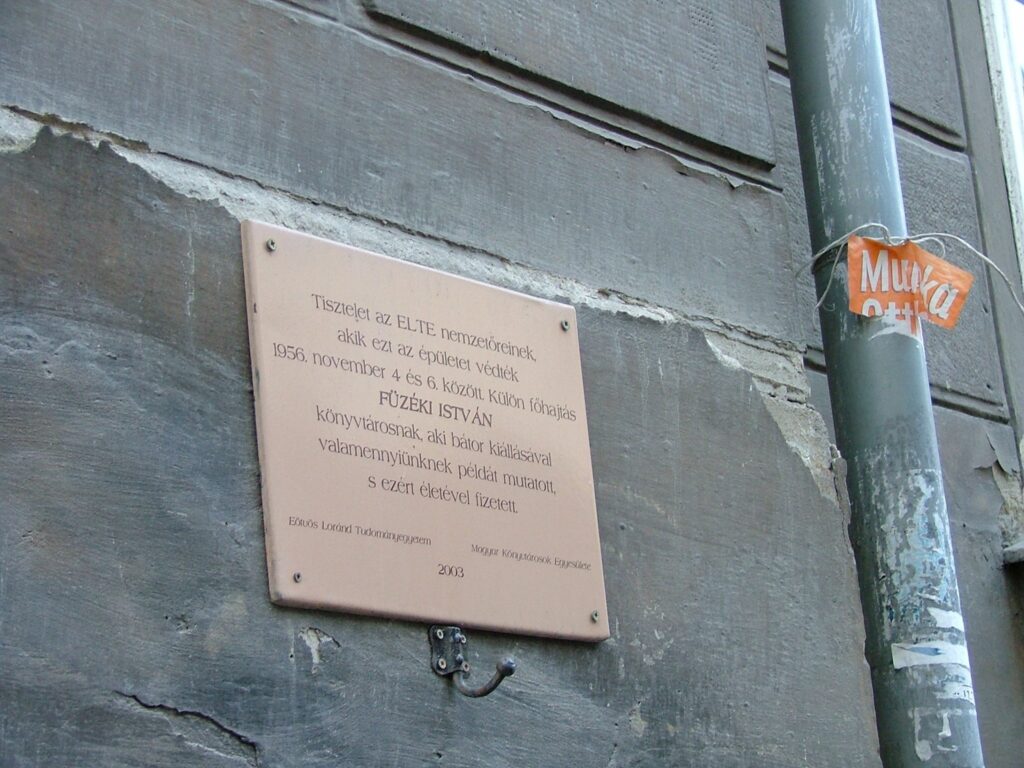 Gedenktafel f&uuml;r Istv&aacute;n F&uuml;z&eacute;ki (&copy; Bundesstiftung Aufarbeitung, fotografiert von R&oacute;bert Guly&aacute;s)
