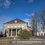 Ansicht des Eingangsbereichs des Museums Berlin-Karlshorst im Jahr 2026 (© Bundesstiftung Aufarbeitung, fotografiert von Lena Ens) Ansicht des Eingangsbereichs des Museums Berlin-Karlshorst im Jahr 2026 (© Bundesstiftung Aufarbeitung, fotografiert von Lena Ens)