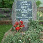 Gedenkstein f&uuml;r die Opfer stalinistischer Willk&uuml;r (&copy; Bundesstiftung Aufarbeitung, fotografiert von Oliver Boyn)