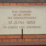 Gedenktafel zum 17. Juni 1953 (© Bundesstiftung Aufarbeitung, fotografiert von Oliver Boyn) Gedenktafel zum 17. Juni 1953 (© Bundesstiftung Aufarbeitung, fotografiert von Oliver Boyn)