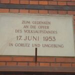 Gedenktafel zum 17. Juni 1953 (© Bundesstiftung Aufarbeitung, fotografiert von Oliver Boyn) Gedenktafel zum 17. Juni 1953 (© Bundesstiftung Aufarbeitung, fotografiert von Oliver Boyn)