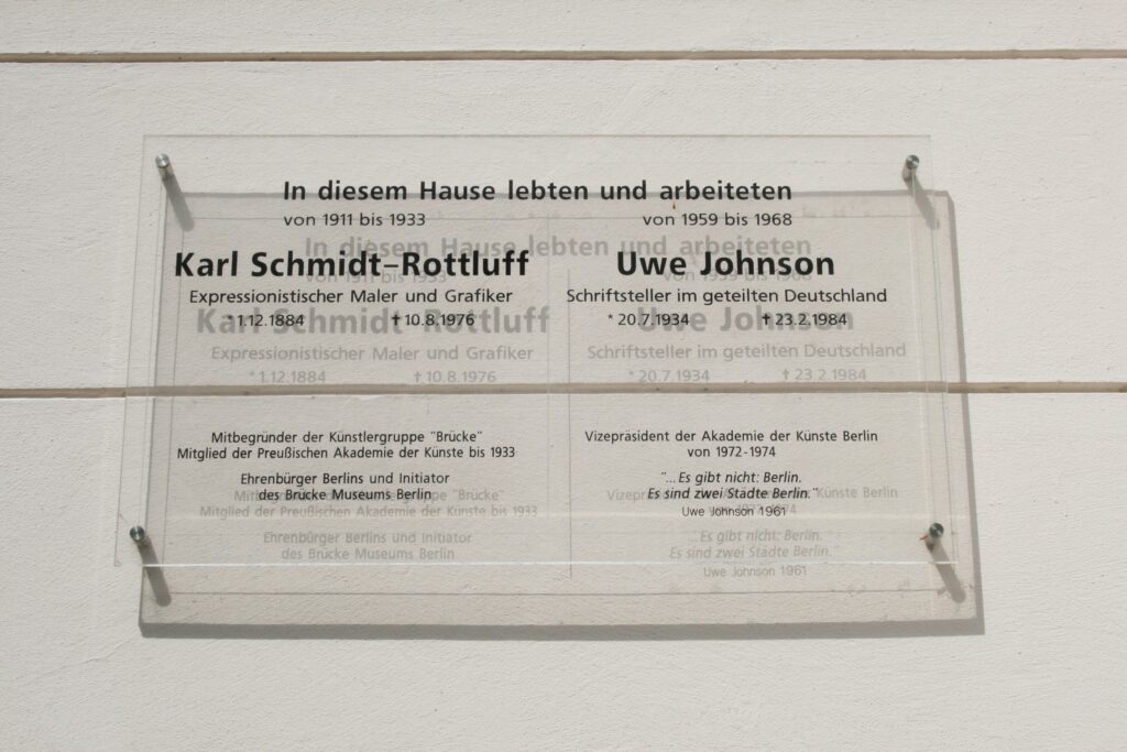 Gedenktafel f&uuml;r Uwe Johnson (&copy; Bundesstiftung Aufarbeitung, fotografiert von Ruth Gleinig)
